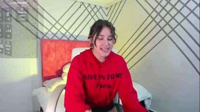 Image 3 of _sophie__miller Stream on Chaturbate on 1 month ago