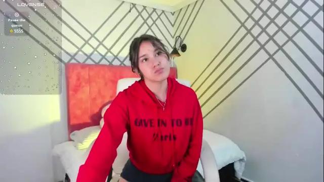 Image 4 of _sophie__miller Stream on Chaturbate on 1 month ago