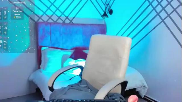 Image 12 of _sophie__miller Stream on Chaturbate on 1 month ago