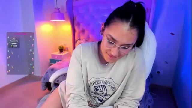 Image 4 of _sophie__miller Stream on Chaturbate on 1 day ago