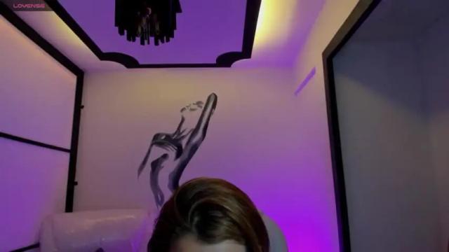Image 2 of _sophiilee Stream on Chaturbate on 20 months ago