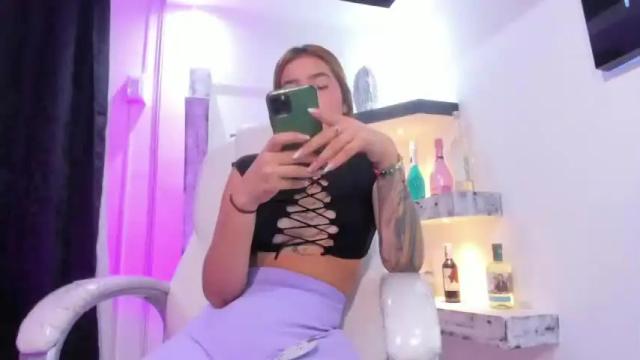 Image 7 of _sophiilee Stream on Chaturbate on 22 months ago