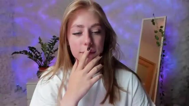 Thumbnail 2, _strawbeerry_'s Stream at Chaturbate, 22 months ago