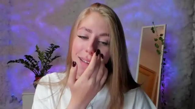 Thumbnail 3, _strawbeerry_'s Stream at Chaturbate, 22 months ago