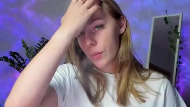 Image 6 of _strawbeerry_ Stream on Chaturbate on 22 months ago