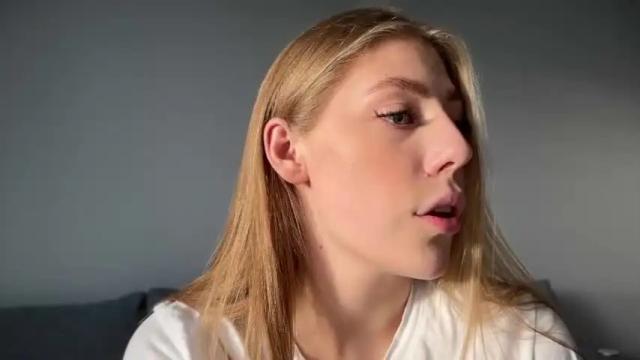 Image 2 of _strawbeerry_ Stream on Chaturbate on 22 months ago