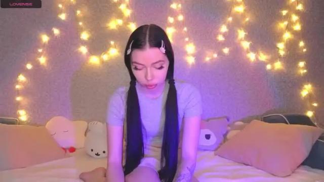Image 2 of _sweet_julia Stream on Chaturbate on 19 months ago