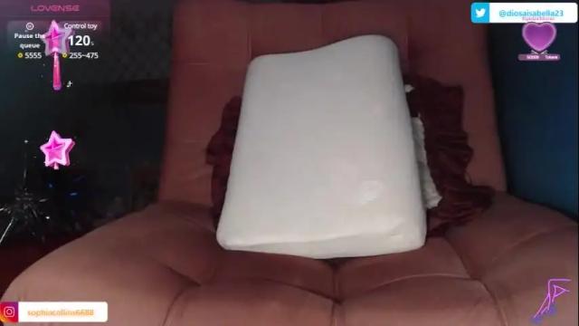 Image 2 of _sweetisabella Stream on Chaturbate on 2 months ago