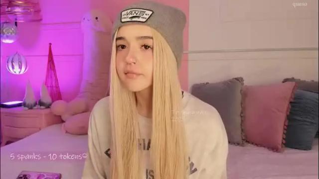 Image 4 of _tammarra_ Stream on Chaturbate on 16 days ago