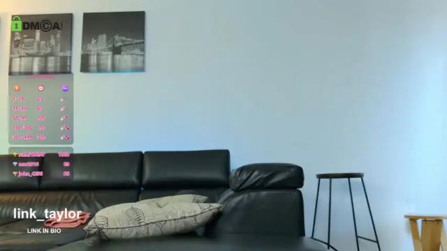 Image 12 of _taylormoon Stream on Chaturbate on 2 months ago