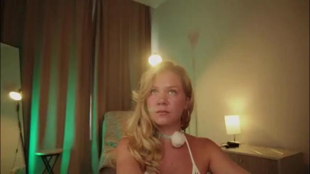 Image 3 of _teasecake_ Stream on Chaturbate on 1 month ago