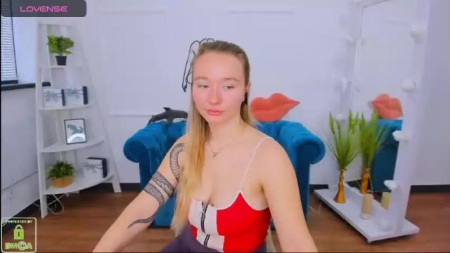 Image 8 of _tina_a Stream on Chaturbate on 16 months ago