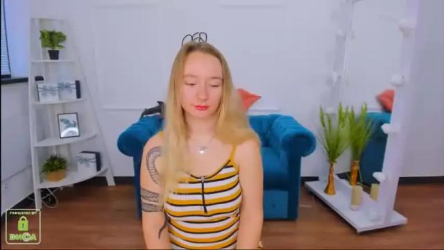 Image 2 of _tina_a Stream on Chaturbate on 16 months ago