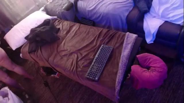 Image 8 of _toofunnysluts_ Stream on Chaturbate on 2 months ago