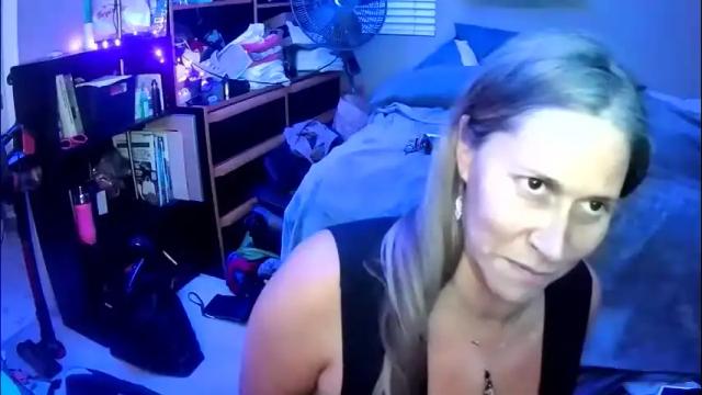 Thumbnail 2, _toofunnysluts_'s Stream at Chaturbate, 1 day ago