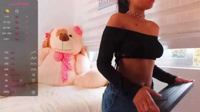 Thumbnail 1, _universitymodel's Stream at Chaturbate, 16 months ago