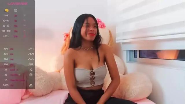 Image 7 of _universitymodel Stream on Chaturbate on 16 months ago