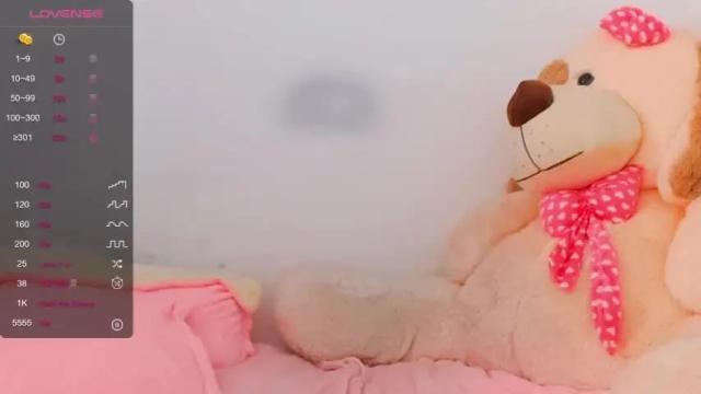 Image 8 of _universitymodel Stream on Chaturbate on 15 months ago