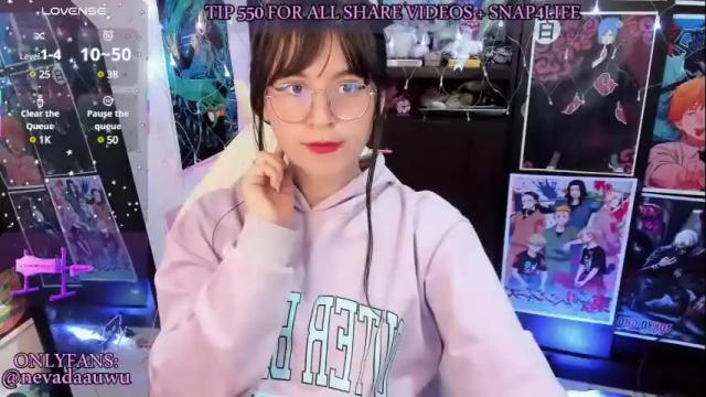 Image 2 of _urcutekitty Stream on Chaturbate on 1 month ago