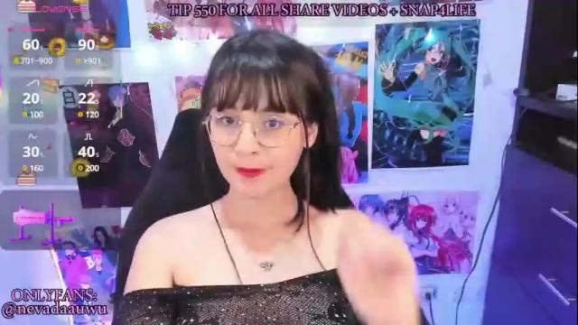 Image 8 of _urcutekitty Stream on Chaturbate on 11 days ago