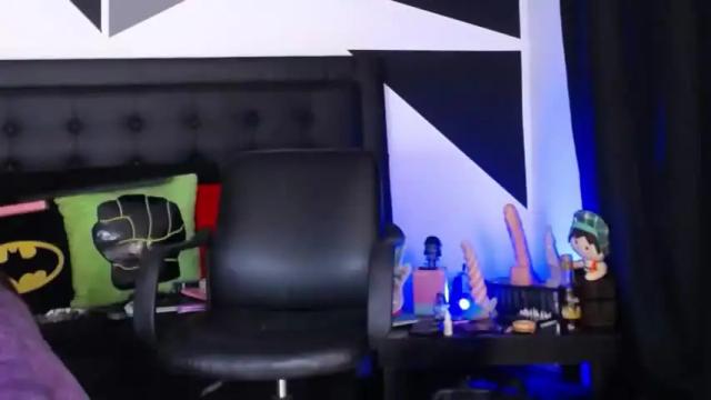 Image 7 of _valentona_ Stream on Chaturbate on 16 months ago