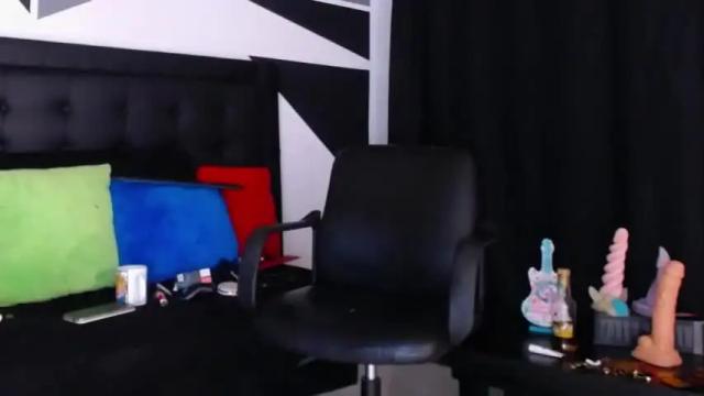 Image 12 of _valentona_ Stream on Chaturbate on 16 months ago