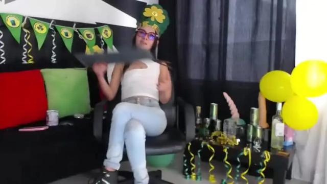 Image 2 of _valentona_ Stream on Chaturbate on 14 months ago
