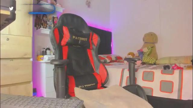 Image 6 of _valeriaa Stream on Chaturbate on 1 month ago