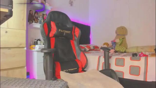 Image 7 of _valeriaa Stream on Chaturbate on 1 month ago