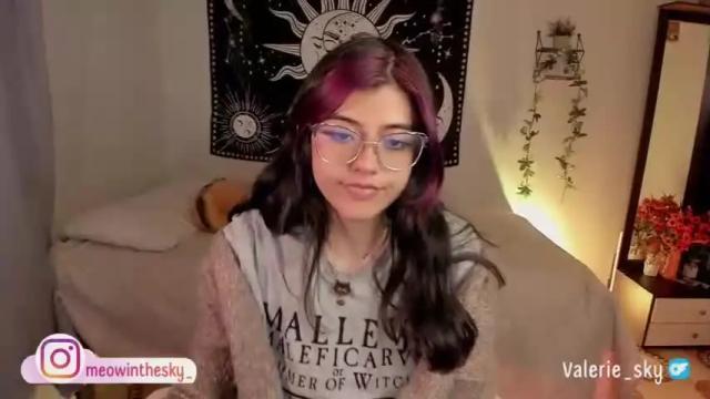 Image 7 of _valery_sky_ Stream on Chaturbate on 12 months ago