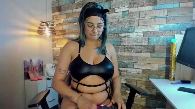 Image 12 of _valeryboobs_ Stream on Chaturbate on 6 days ago