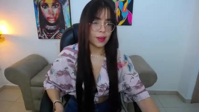 Image 2 of _valkiria_19 Stream on Chaturbate on 18 months ago