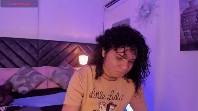 Image 2 of _vennuss_ Stream on Chaturbate on 27 days ago