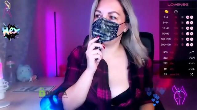 Image 8 of _vickisecret_ Stream on Chaturbate on 17 months ago