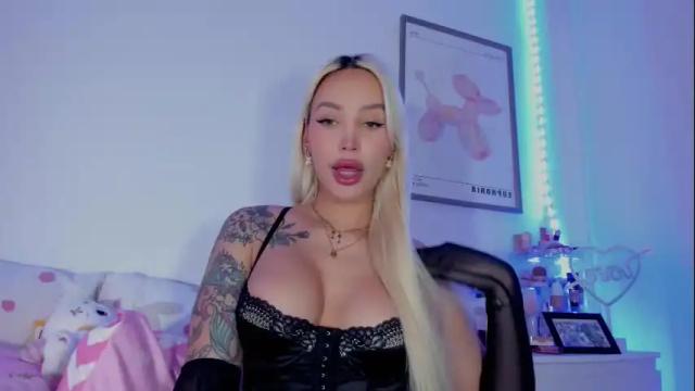 Image 2 of _viioletweekend_ Stream on Chaturbate on 2 months ago