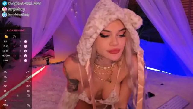 Image 4 of _virtual_lady_ Stream on Chaturbate on 24 months ago