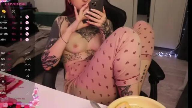Image 3 of _viv1an_ Stream on Chaturbate on 1 month ago