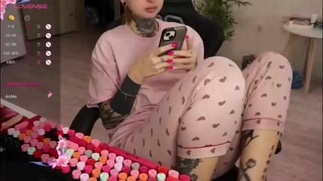 Thumbnail 1, _viv1an_'s Stream at Chaturbate, 1 month ago