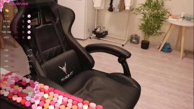 Thumbnail 2, _viv1an_'s Stream at Chaturbate, 1 month ago