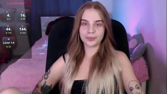 Thumbnail 1, _wednesday_addams_'s Stream at Chaturbate, 3 days ago
