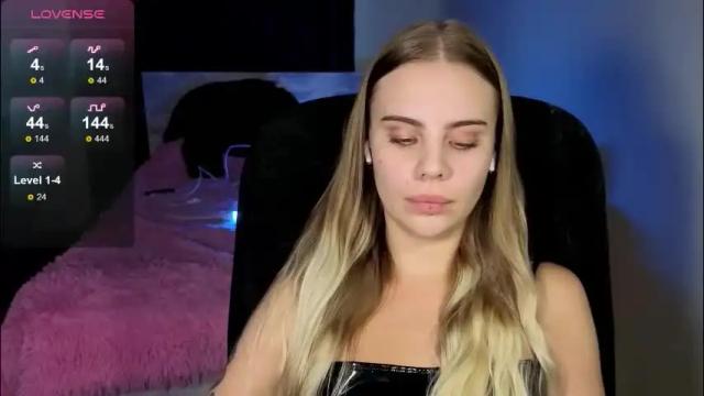 Image 12 of _wednesday_addams_ Stream on Chaturbate on 3 months ago