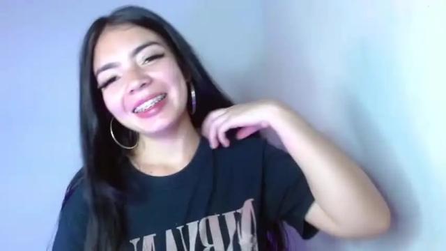 Image 3 of _your1_bunny_ Stream on Chaturbate on 19 months ago