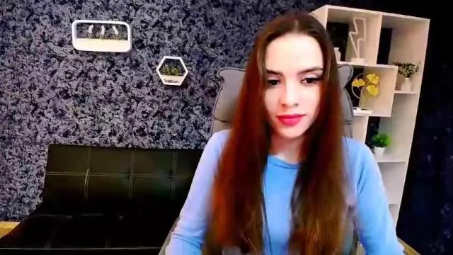 Image 3 of _your_fantasy_girl Stream on Chaturbate on 14 months ago