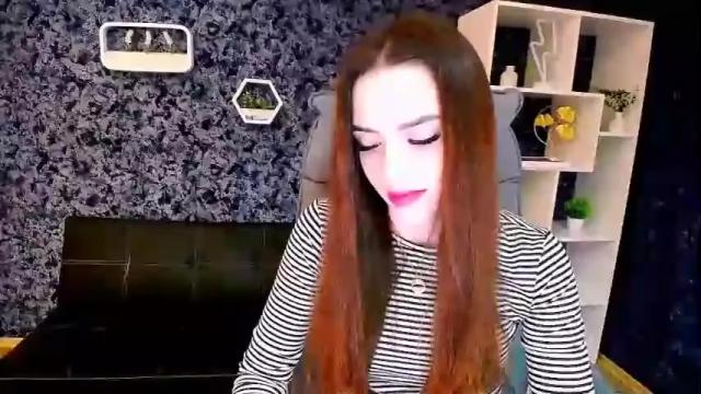 Image 2 of _your_fantasy_girl Stream on Chaturbate on 14 months ago