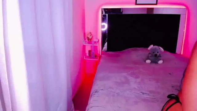 Image 6 of _your_petite_nat Stream on Chaturbate on 15 months ago