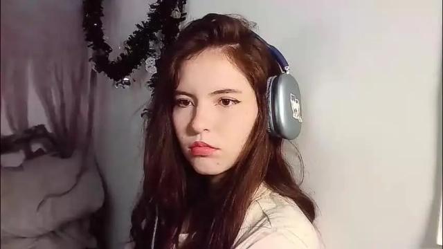 Image 2 of _yourcherrybomb Stream on Chaturbate on 20 hours ago