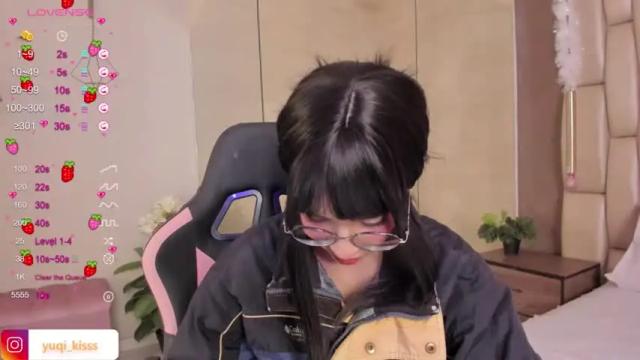 Image 7 of _yuqi_ Stream on Chaturbate on 20 months ago