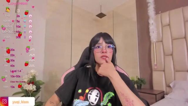Image 3 of _yuqi_ Stream on Chaturbate on 20 months ago