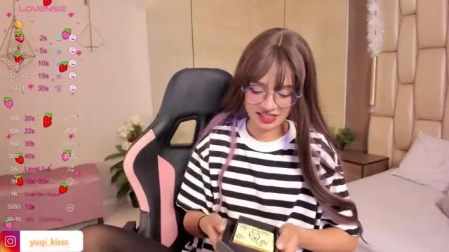 Image 6 of _yuqi_ Stream on Chaturbate on 19 months ago