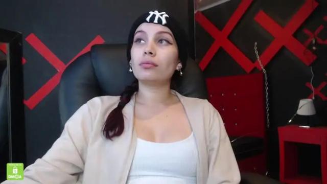 Image 8 of _yuyi Stream on Chaturbate on 13 months ago